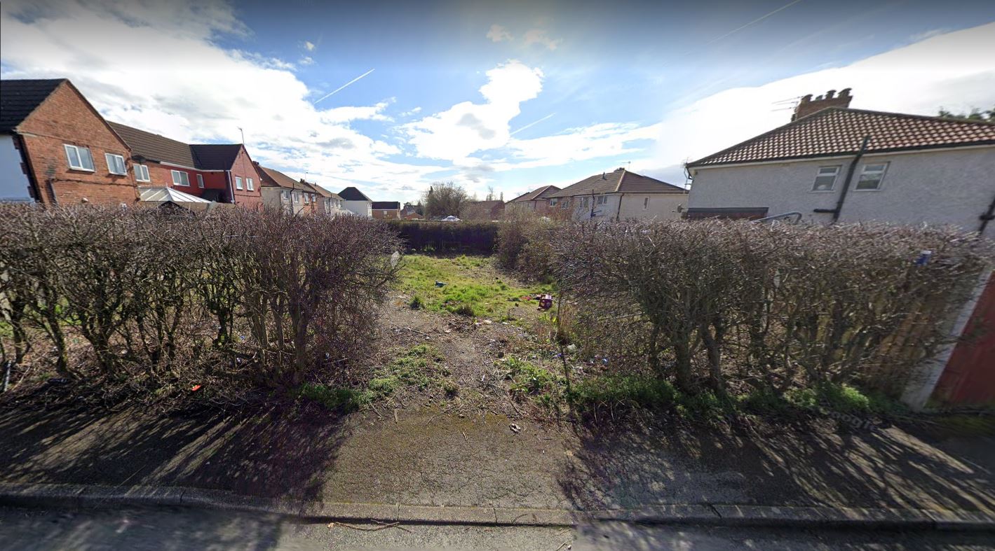 Land adjacent to 40 Garden Crescent in South Normanton