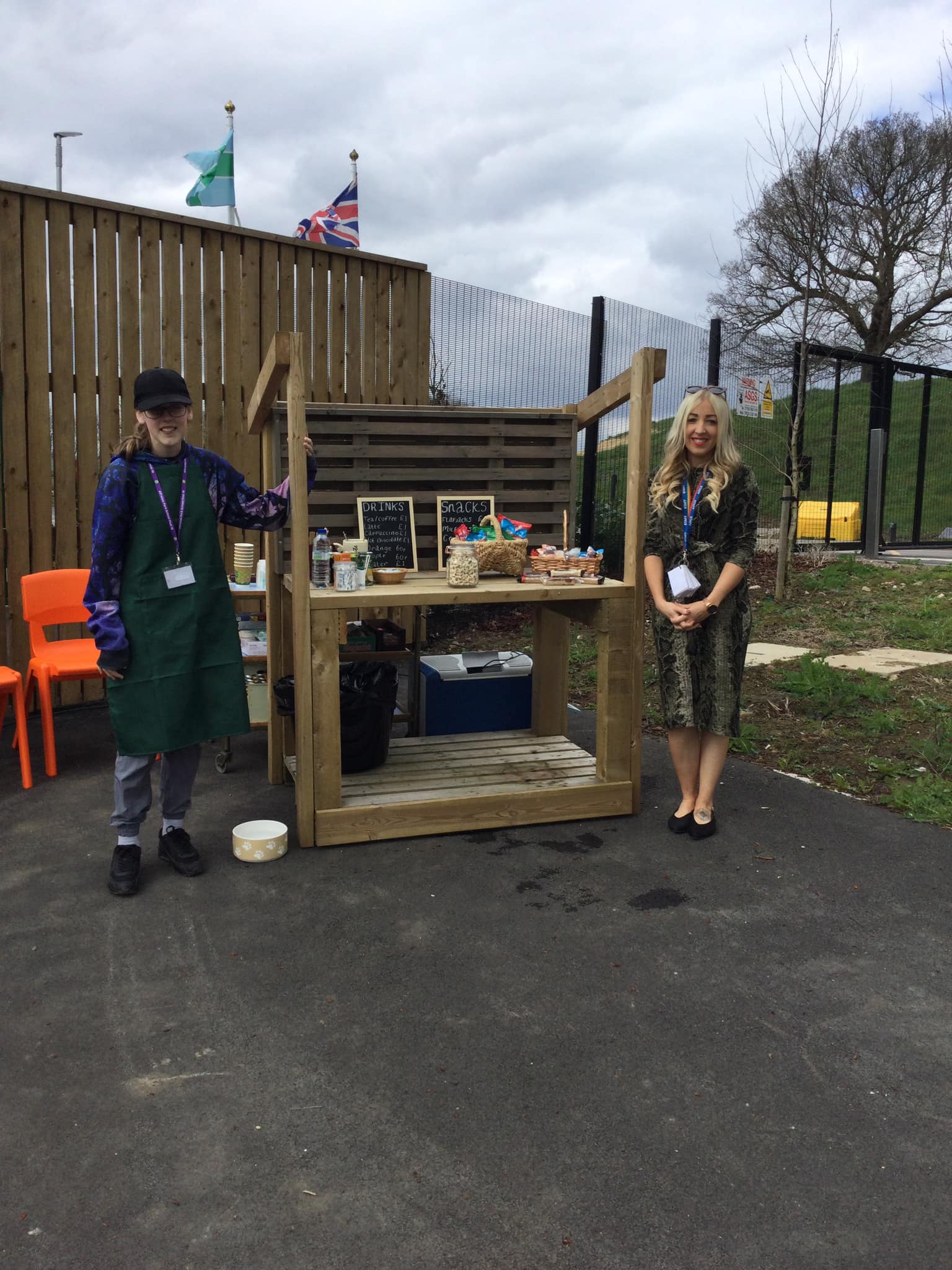 Alfreton Park School has opened a pop-up cafe outside its school gates