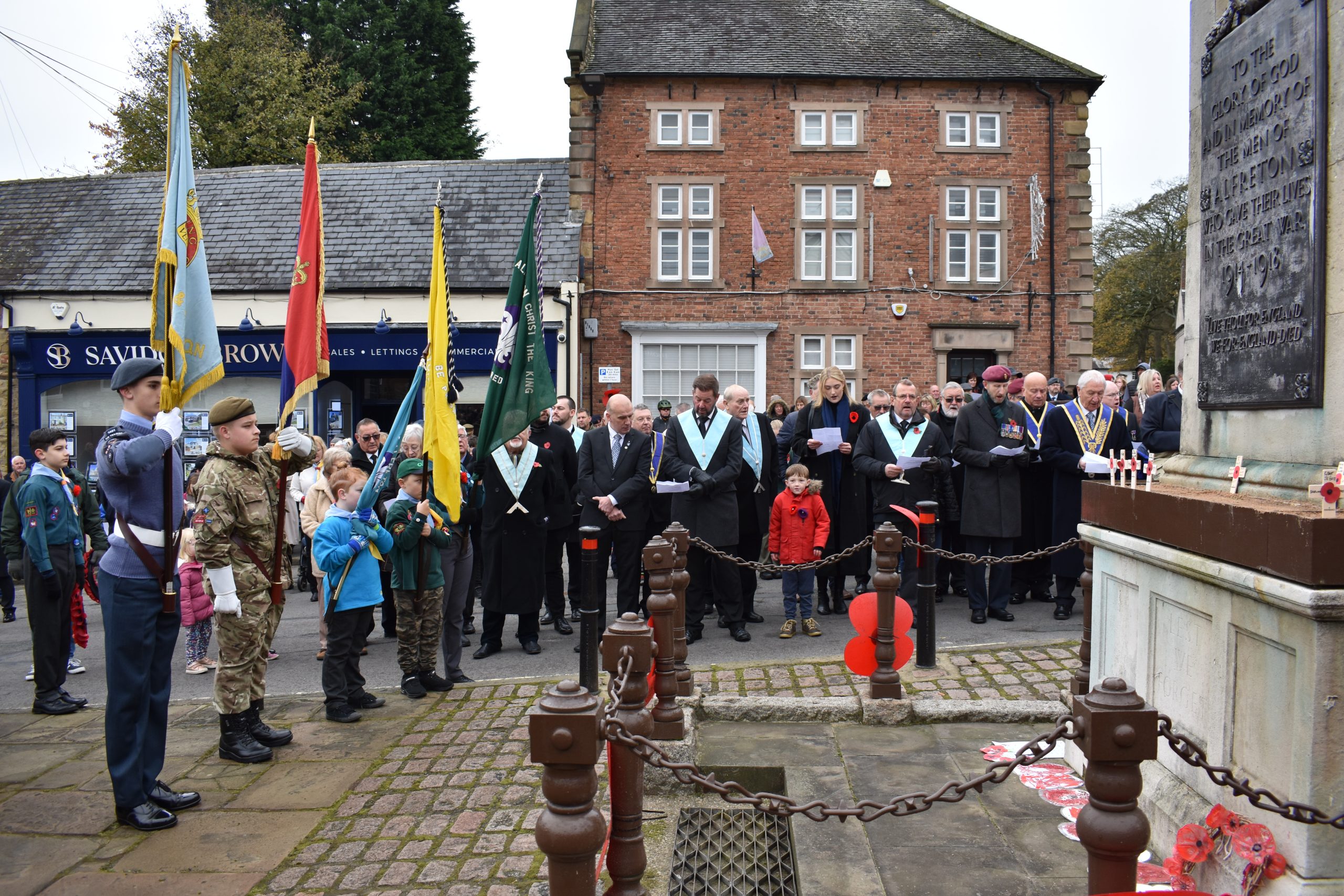 PICTURE GALLERY - Remembrance Sunday in Alfreton